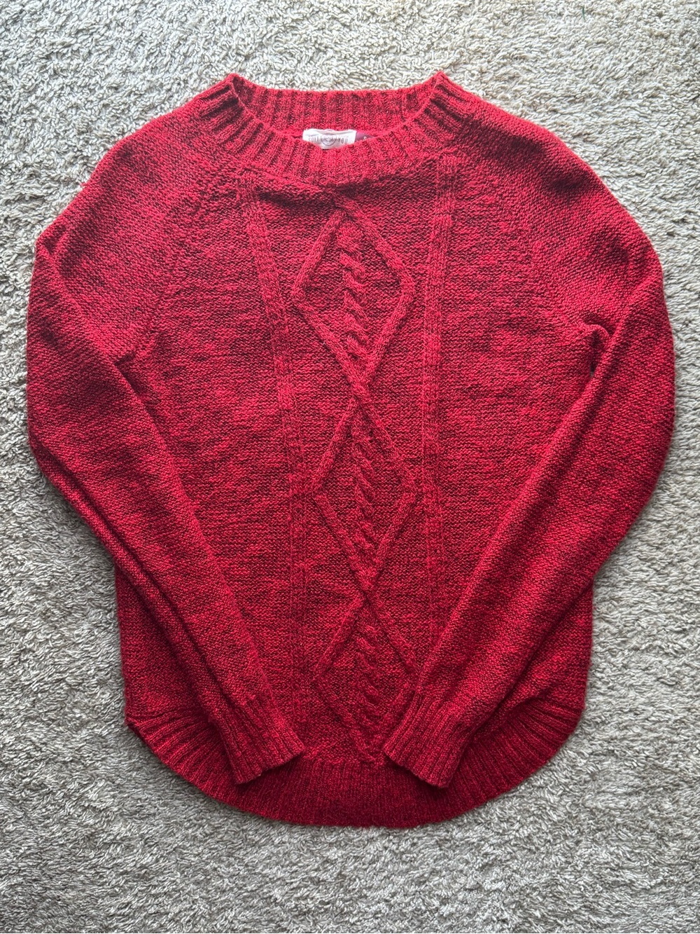 SO Perfectly Soft Red Cable Knit Sweater Size Small